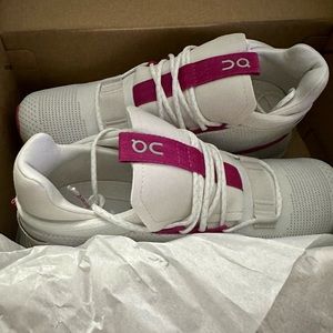 OnCloud Womens CloudNova Shoes